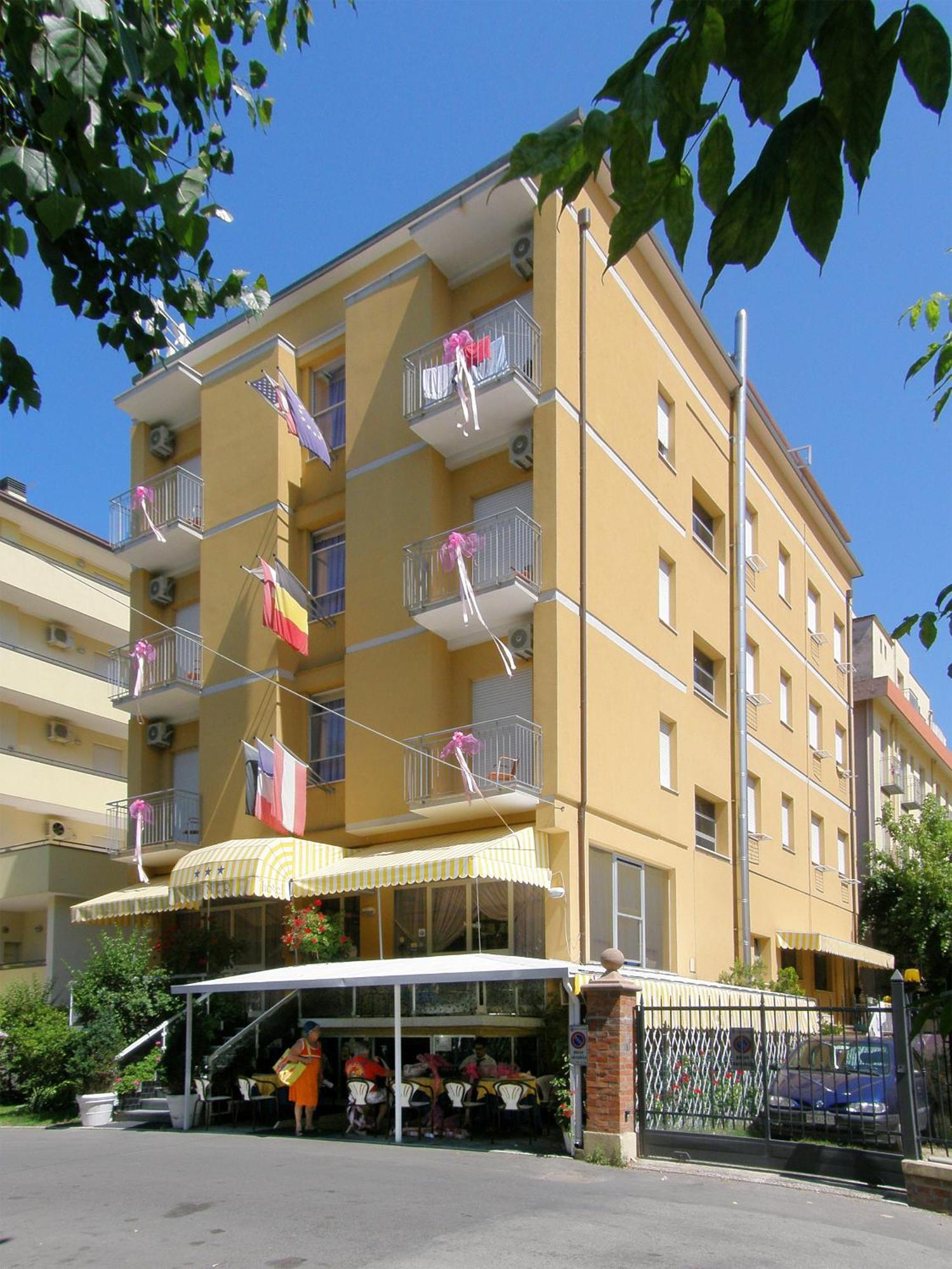 Hotel Giumer リミニ エクステリア 写真
